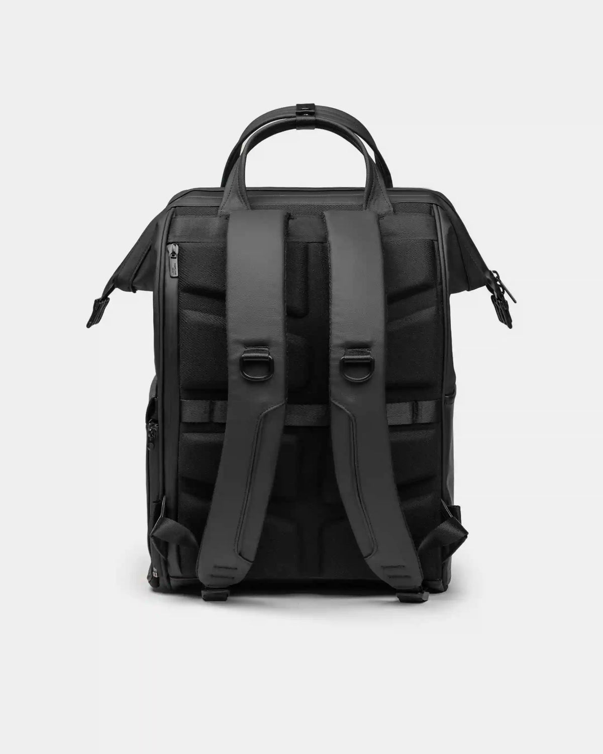 Cascade Getaway - Black